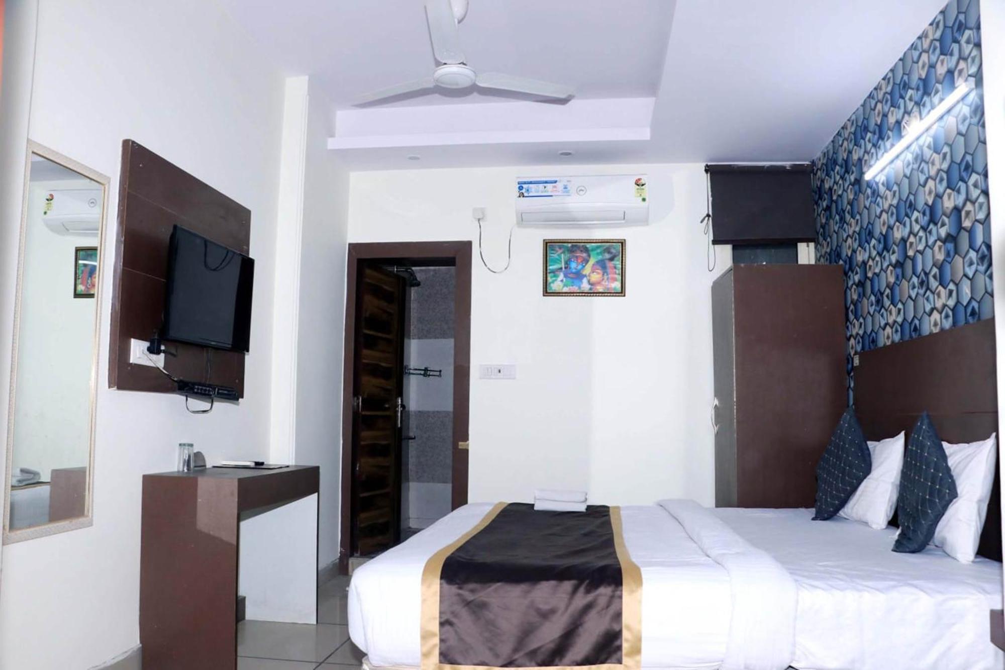 Airport Hotel Edge Home Stay Ню Делхи Екстериор снимка