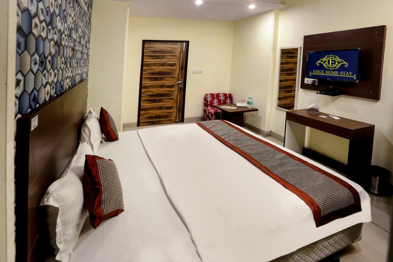 Airport Hotel Edge Home Stay Ню Делхи Екстериор снимка